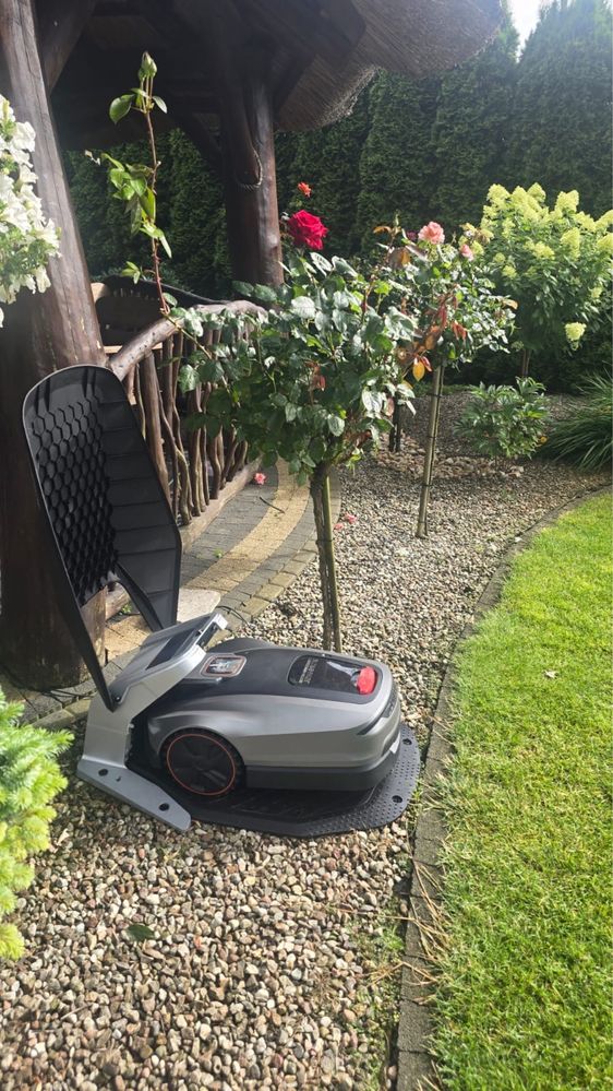 Robot koszący SUNSEEKER RTK