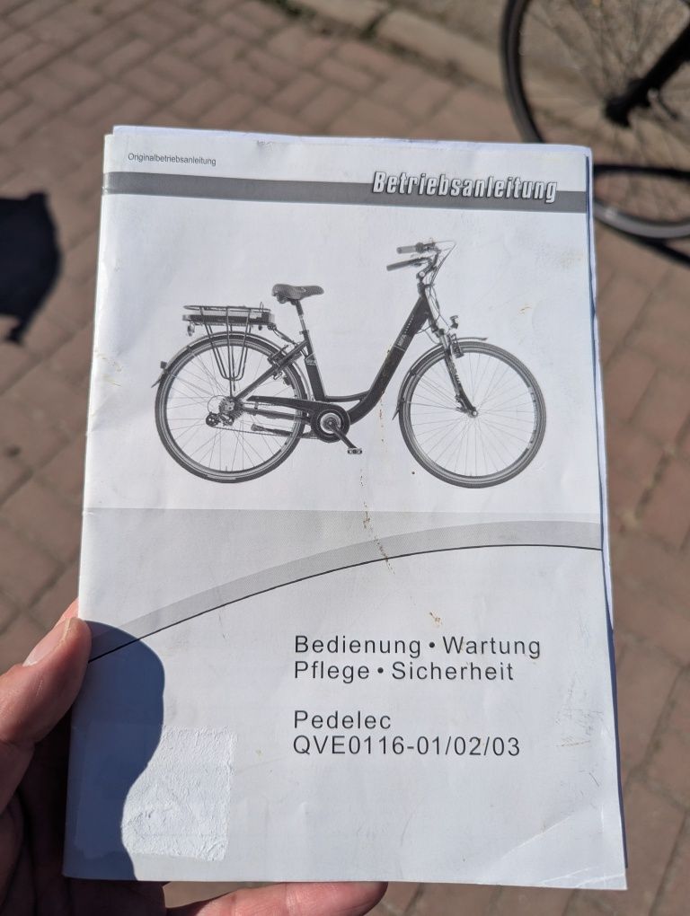 Rower elektryczny MIFA QVE Shimano, bateria 36V/250W
