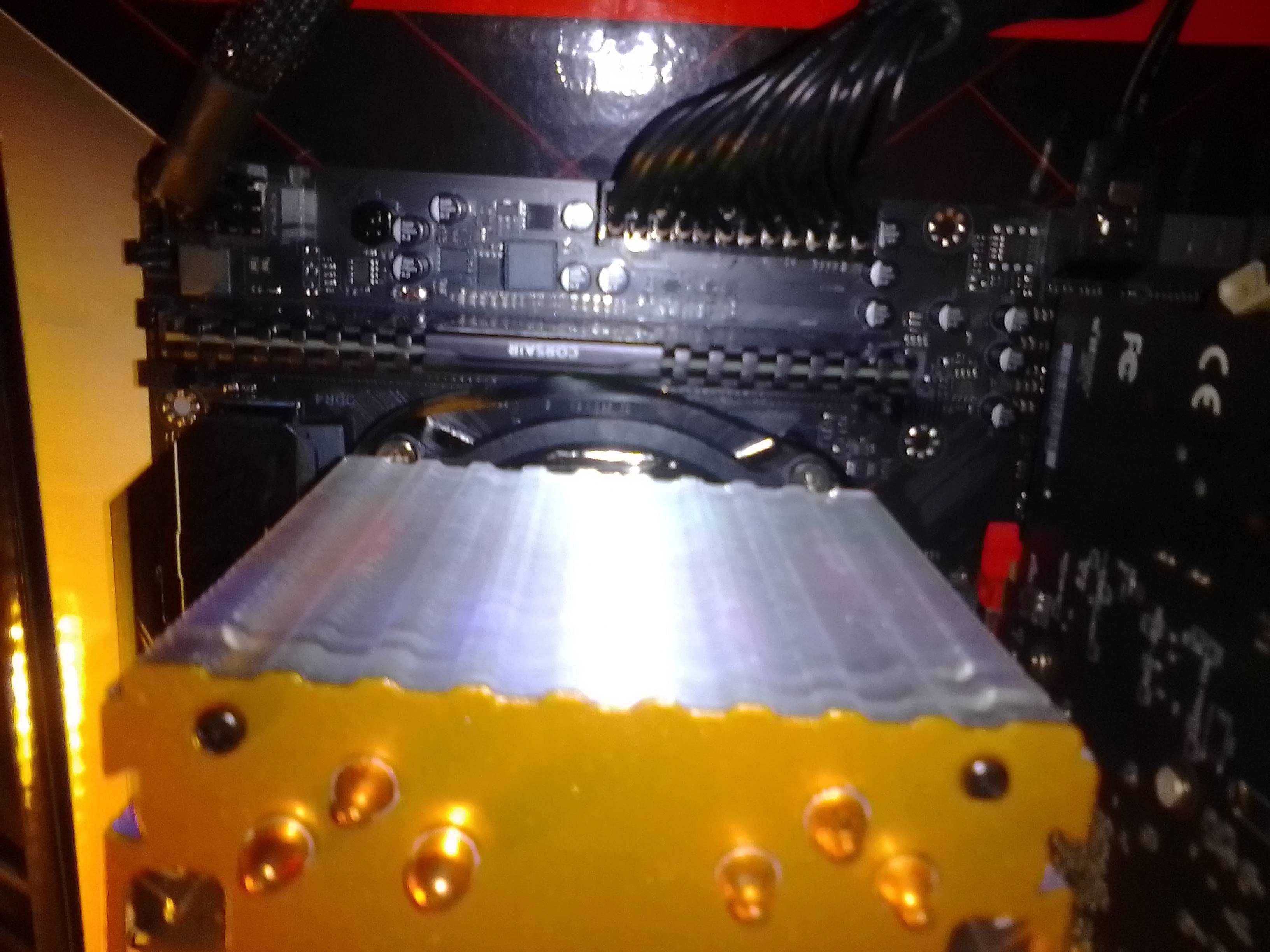 Machinist X99 MR9A Pro Max + Intel xeon E5-2680v4 + 16Ram(gpu a parte)