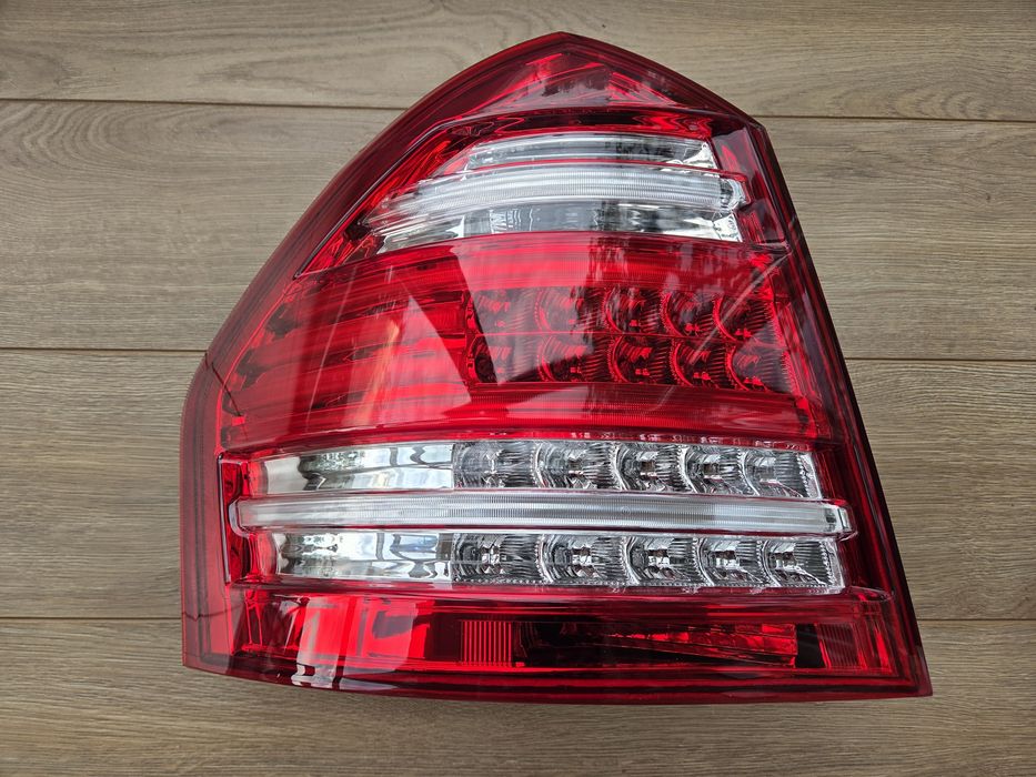 Фонари Стопы поворотники Mercdes Gl X164 W164 Рестайлинг Европа