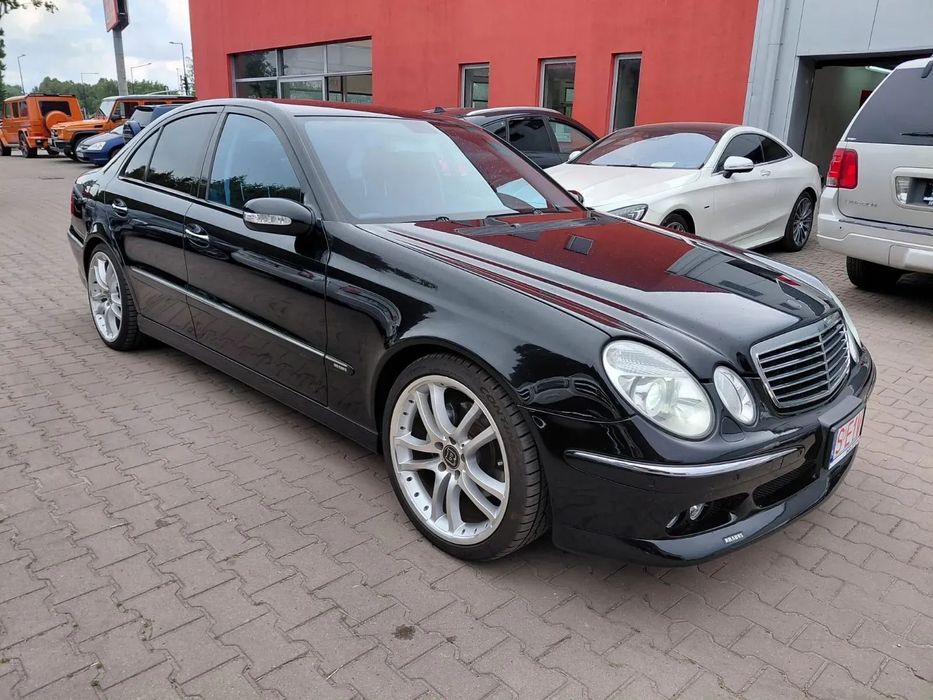 Mercedes-Benz Klasa E 350, Brabus, RWD, Japonia, 23% Faktura