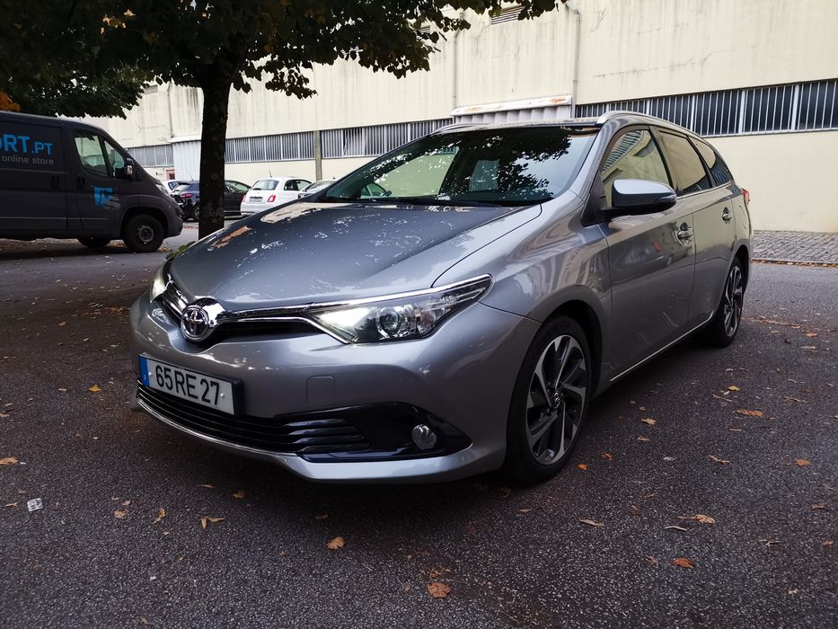 Toyota Auris Touring Sports