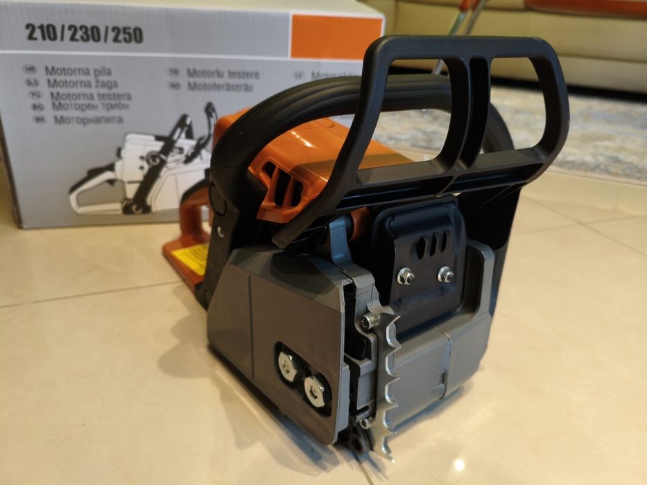 Piła Spalinowa Pilarka Holzfforma G255