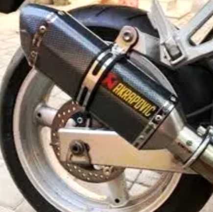Вихлопна система Акрапович на мотоцикл вихлопна труба прямоток