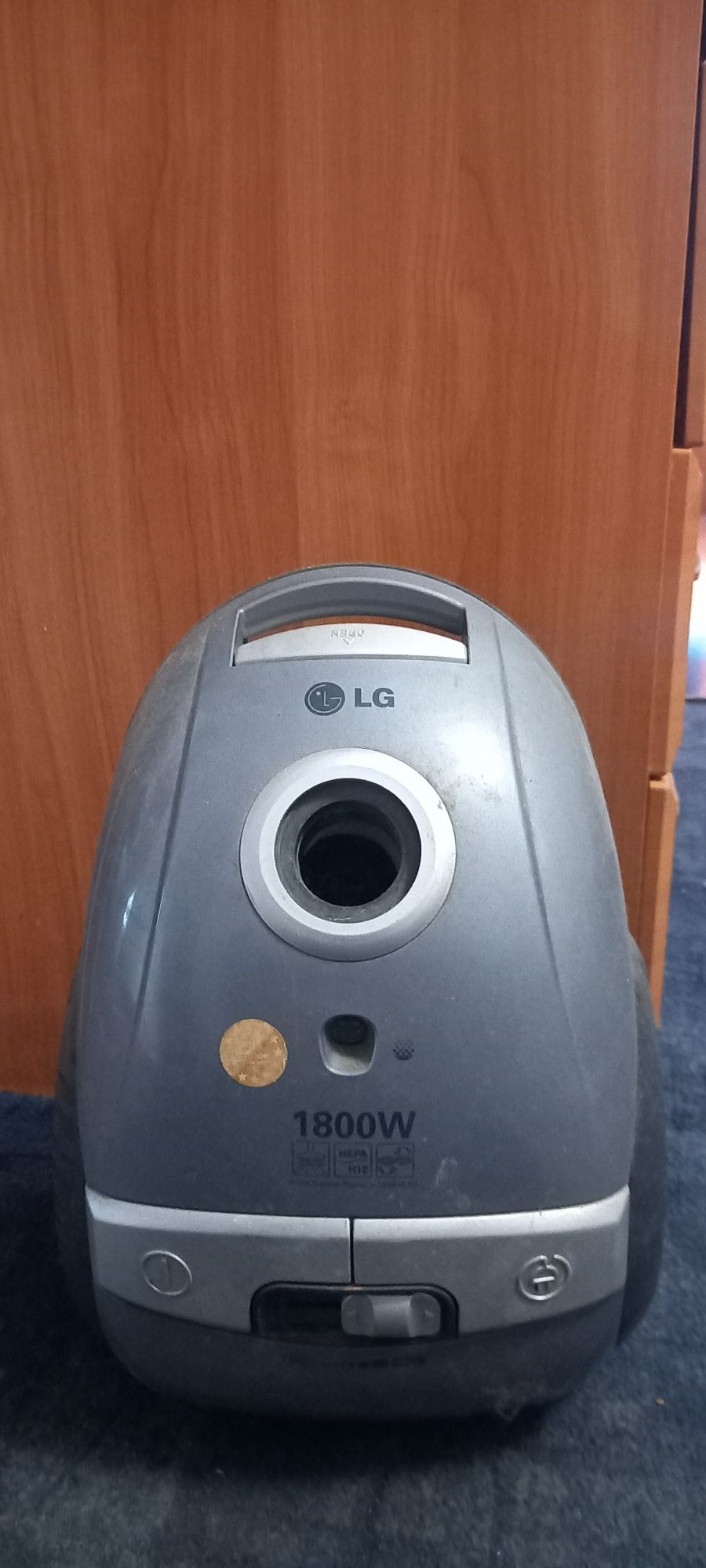 Продам пилосос LG без труби