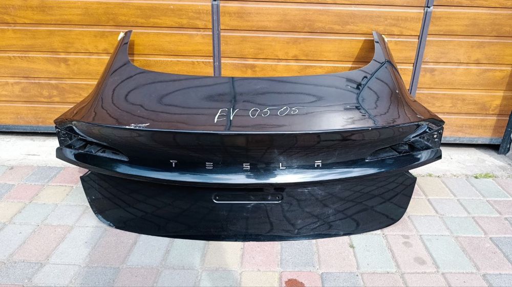 Кришка багажника tesla model 3 highland ev0505