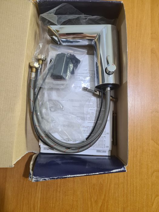 Змішувач для умивальника Grohe Bau Cosmopolitan E 6V (36451000)