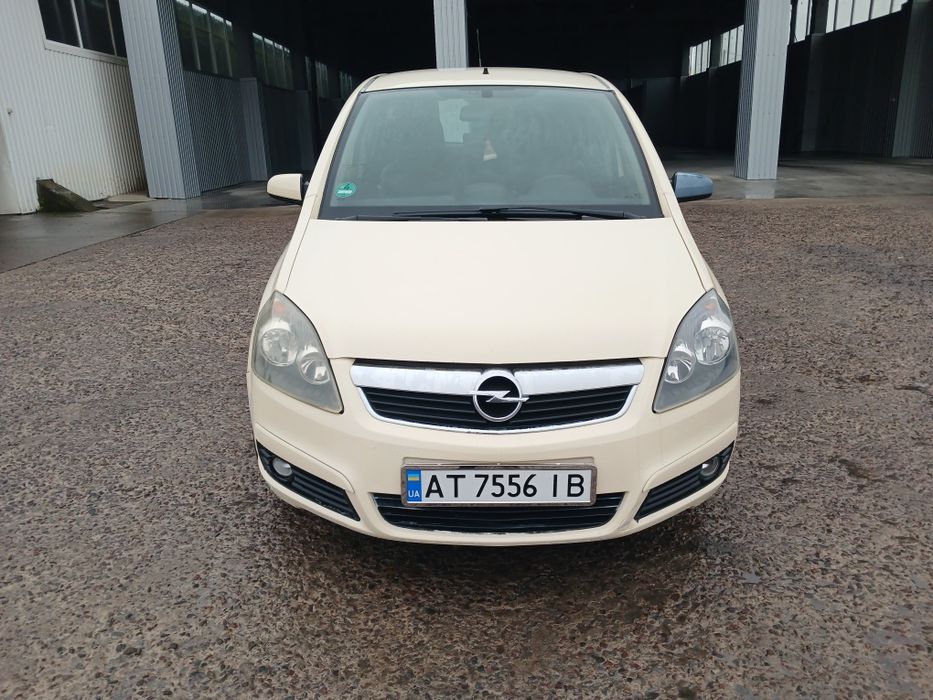 Opel Zafira семимісна 1.6 газ бензин