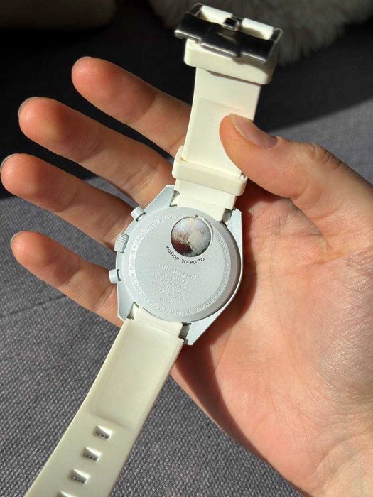 Omega × Swatch MoonSwatch Mission to Pluto