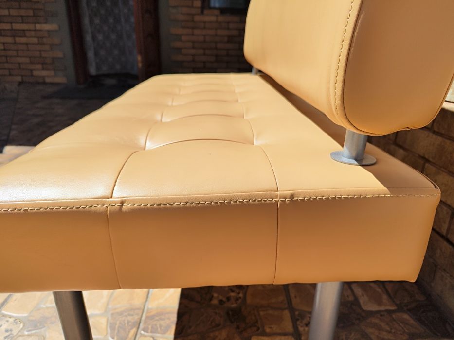 Мини - диван .Как новый .