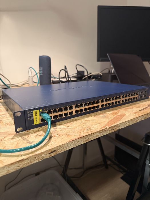 NETGEAR ProSafe GS748T v3 – Smart Switch 48 Portas Gigabit