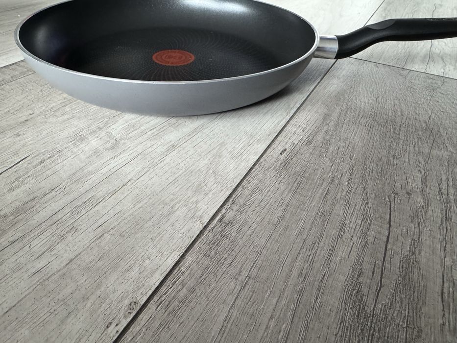 Patelnia Tefal Simply Clean 28cm JAK NOWA WARTO
