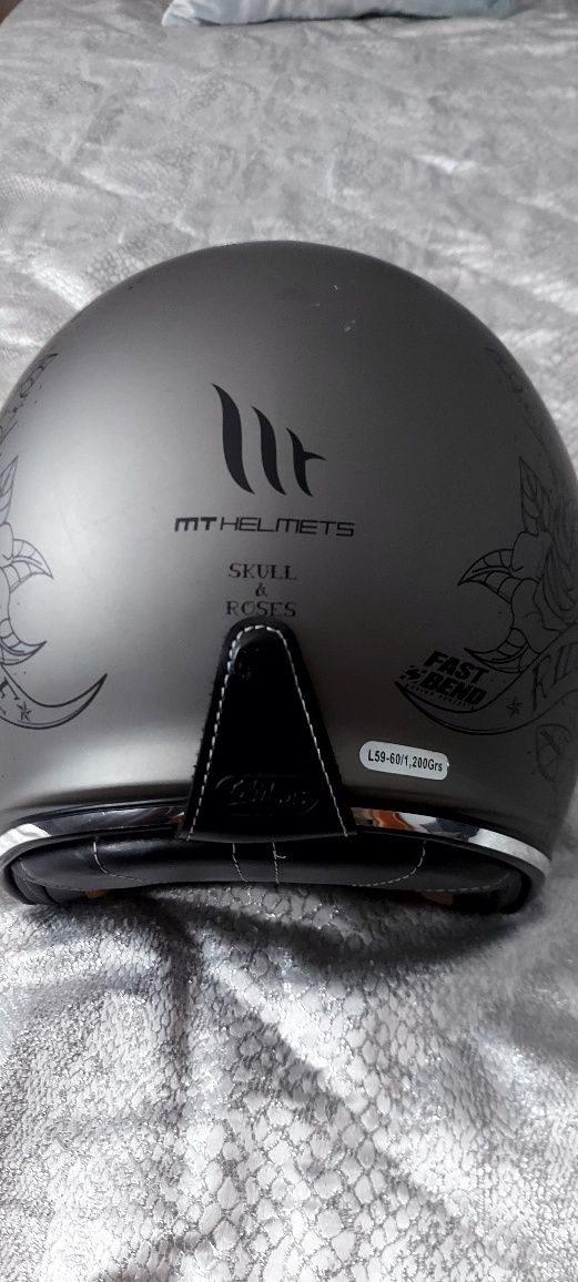 Capacete moto MT Helmets