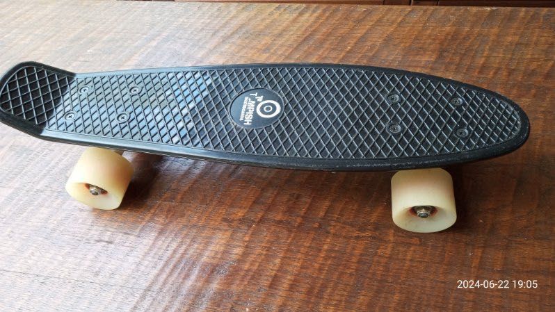 Deskorolka „fiszka” „Tempish”