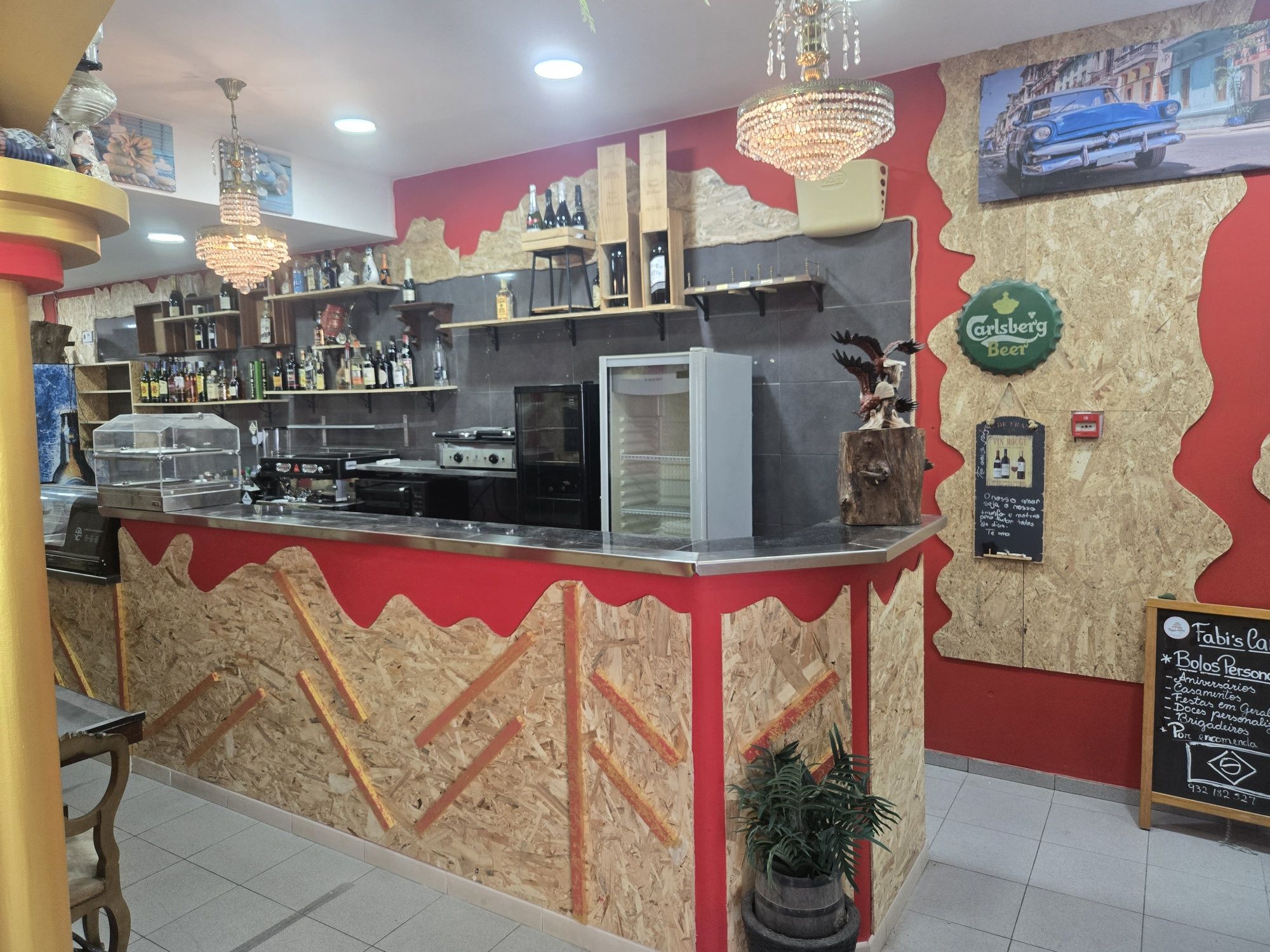 Trespasso café todo,restaurado bom envestimento