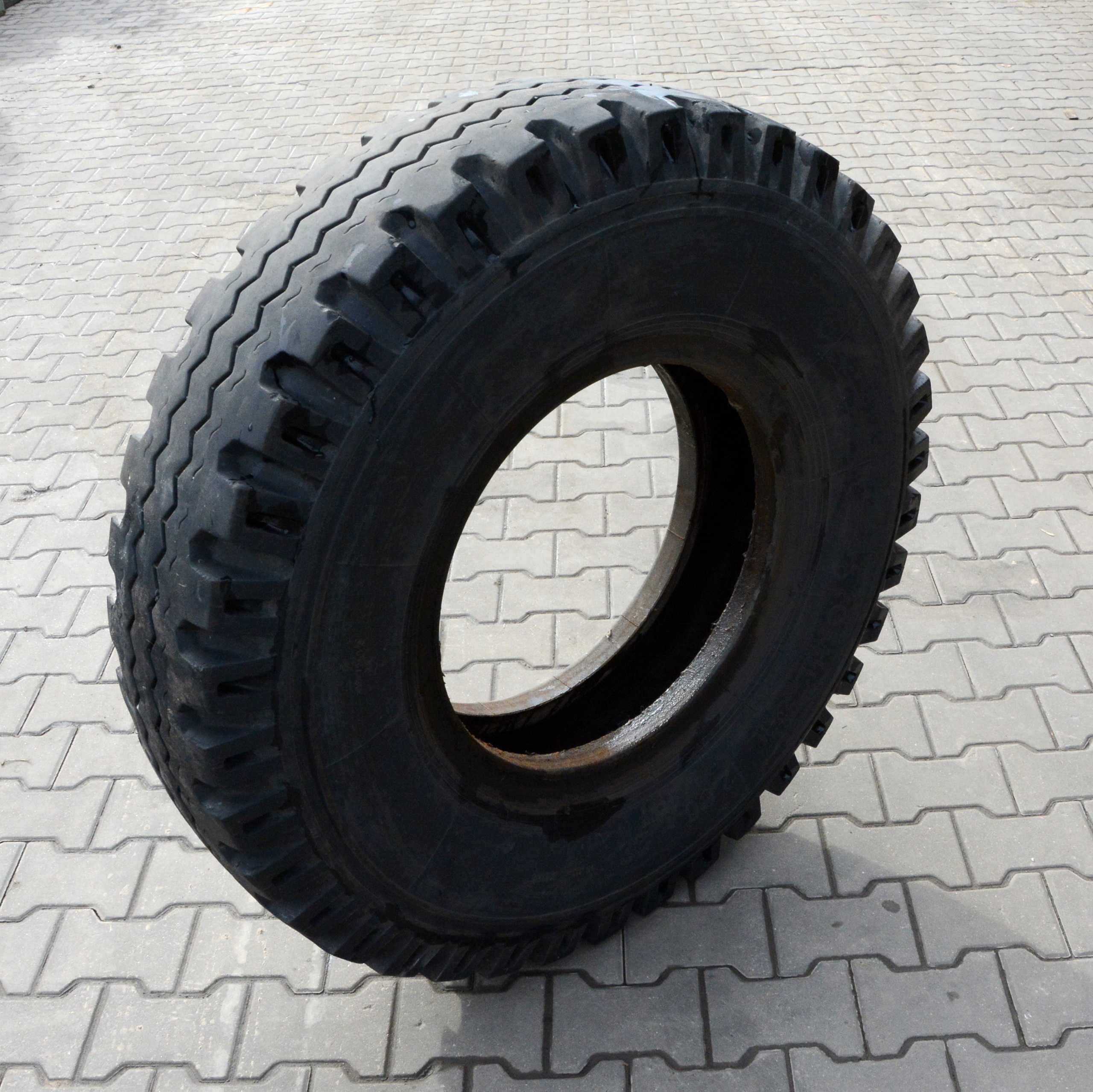 Opona Stomil 12.00 R20
