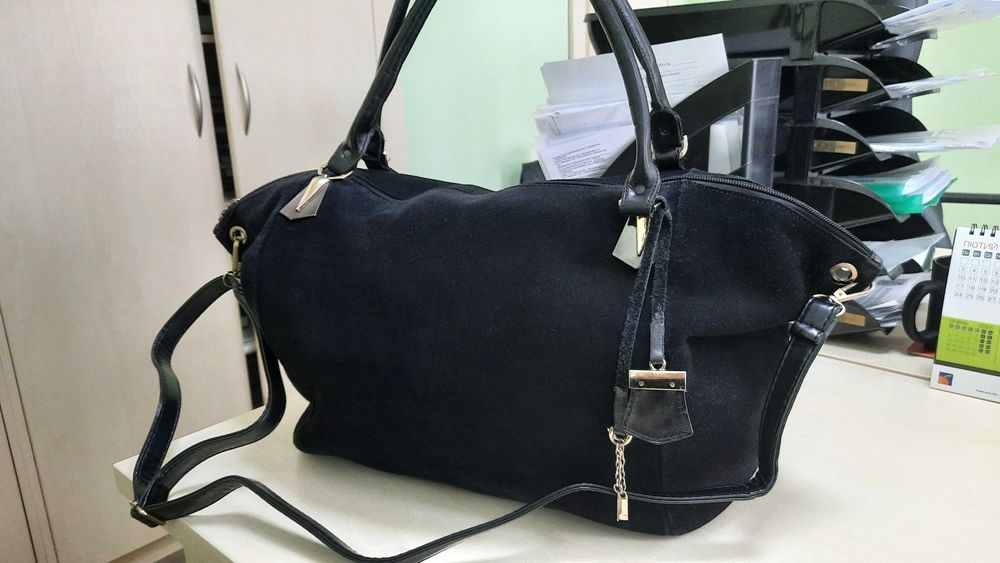 Продам  велику сумку з натуральної замши