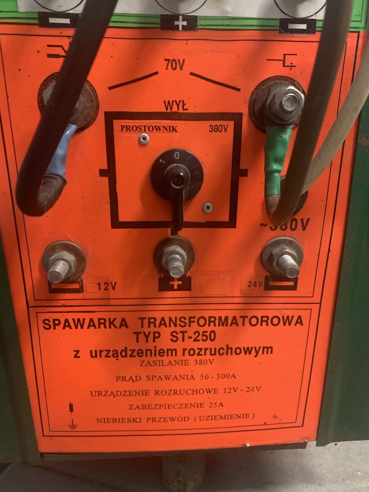 Spawarka z rozruchem i prostownikiem