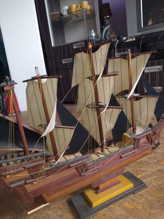 Statek kolekcjonerski.