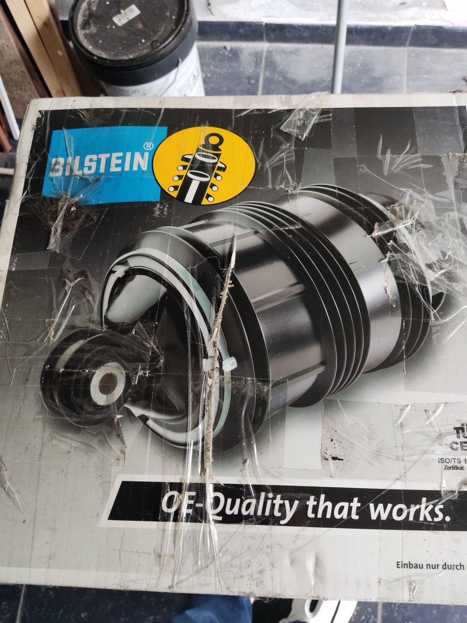 Amortecedores pneumáticos Bilstein (Duas unidades)