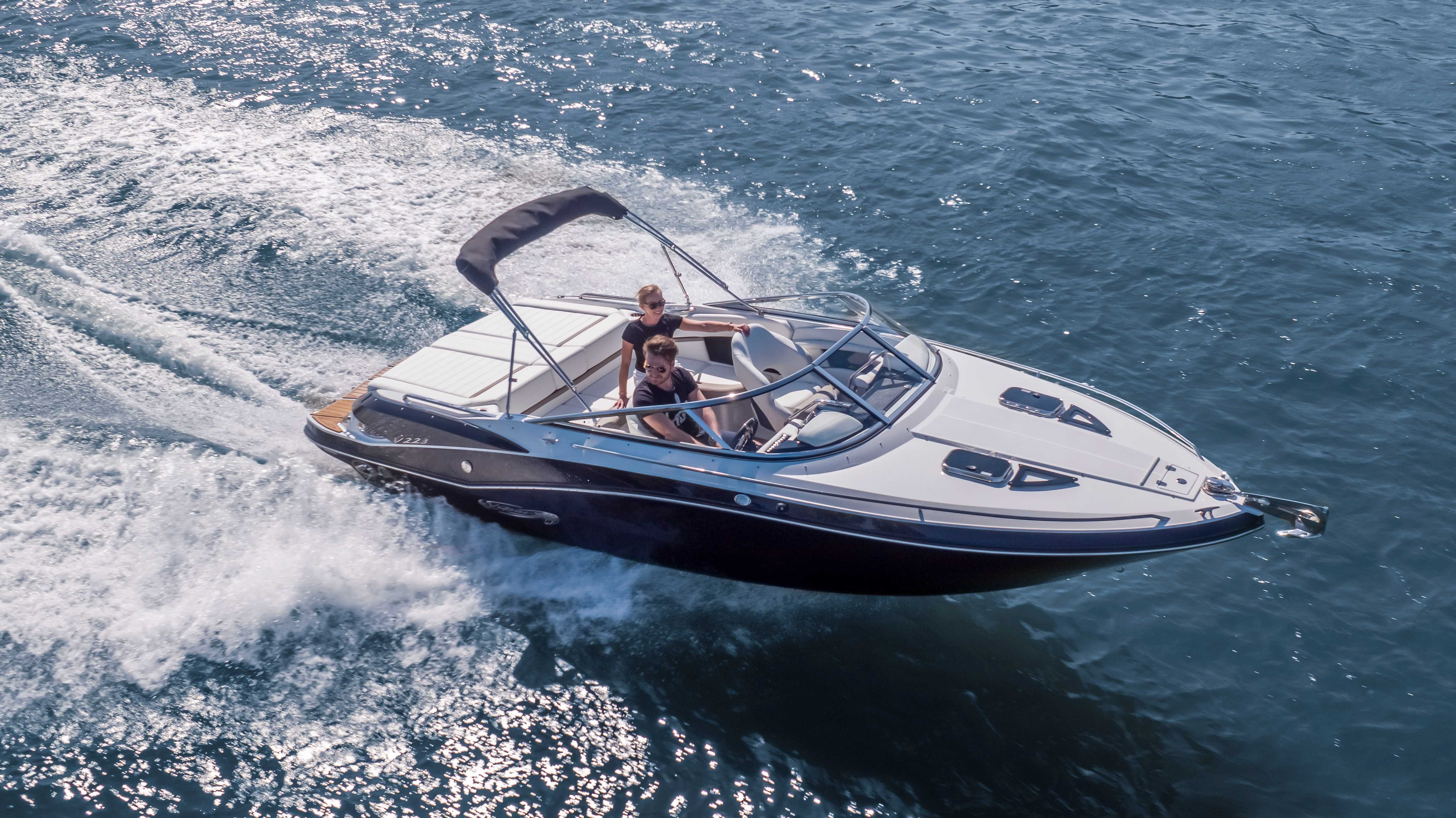 jacht motorowy VIPER 233 TOXXIC Day Cruiser na zamówienie