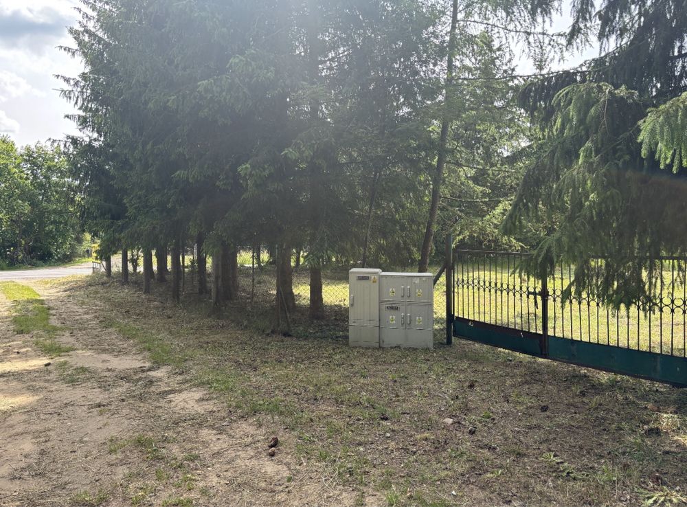 Działka budowlana - Leleszki