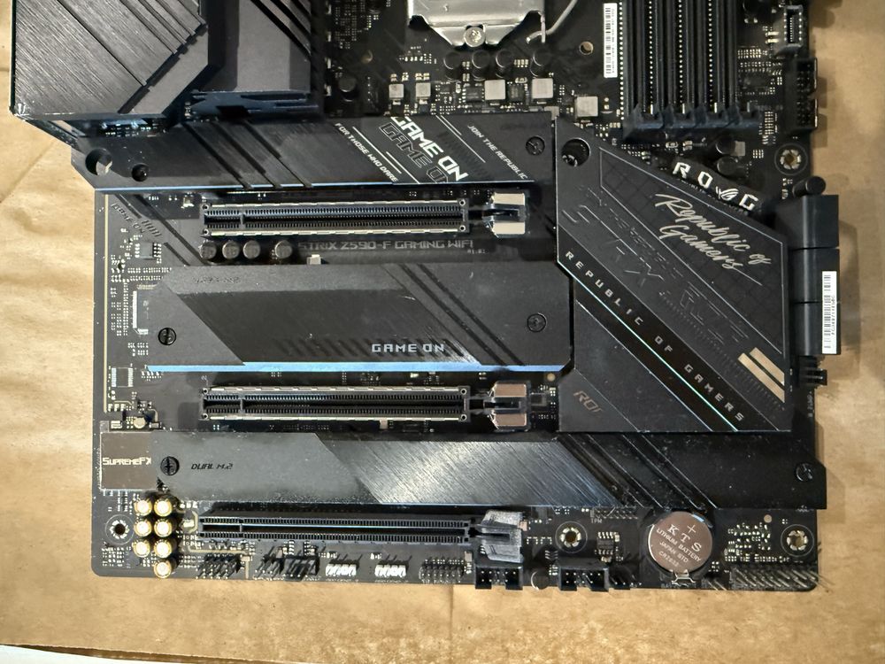 Motherboard ASUS ROG STRIX Z590-F Gaming WiFi