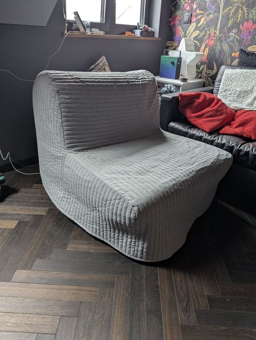 Fotel rozkładany (LYCKSELE LÖVÅS IKEA)