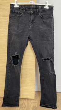 Spodnie jeansowe Bershka r.42