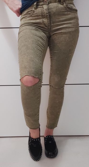 Spodnie  khaki Vila