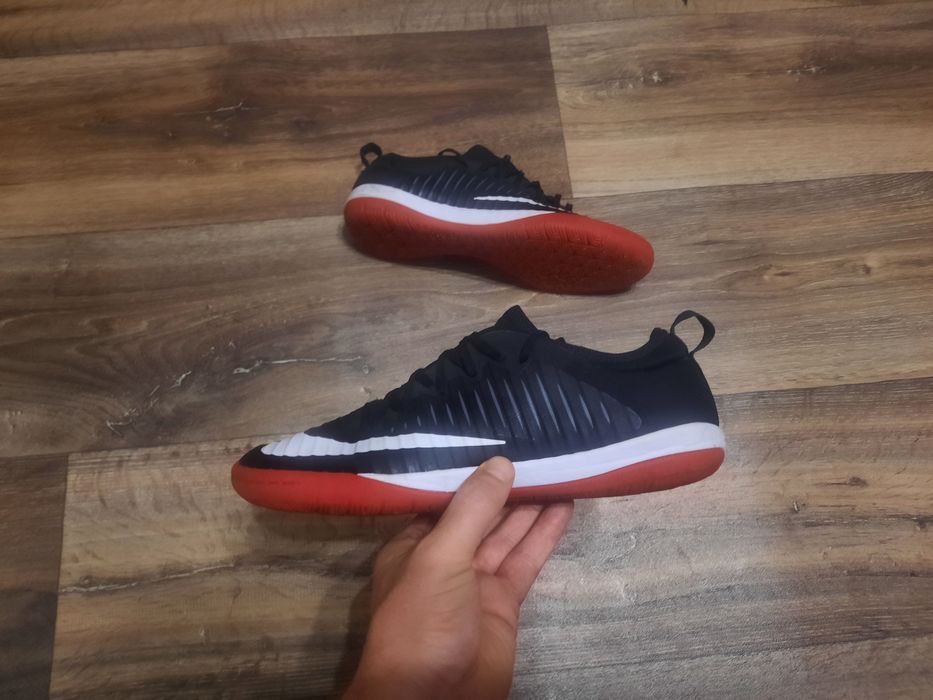 Футзалки Nike MercurialX
