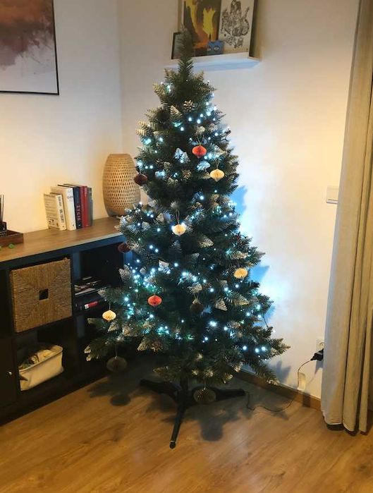 Choinka Sztuczna Sosna Diamentowa Szyszka 180 cm