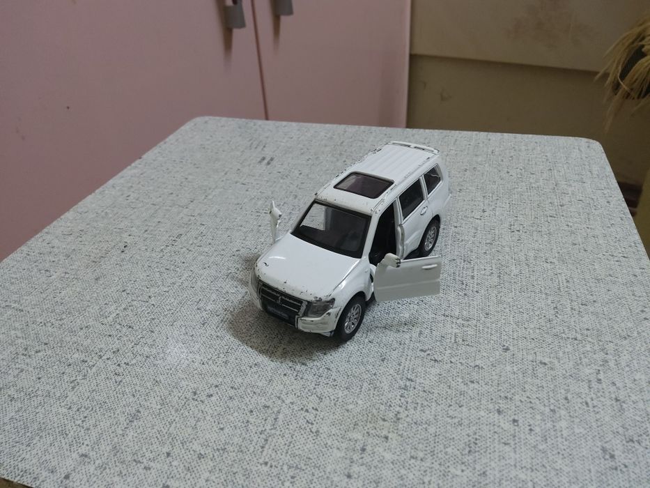 Mitsubishi Pajero 4WD Turbo Модель 1:43 Машина Машинка Автомобиль