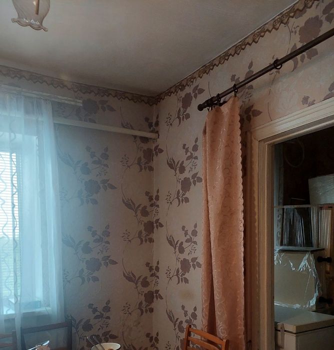 Продам  недорого будинок