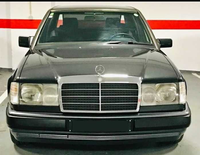 Mercedes Benz 200E (clássico certificado)