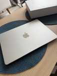 MacBook Air M2 13” 8GB RAM 256GB Storage