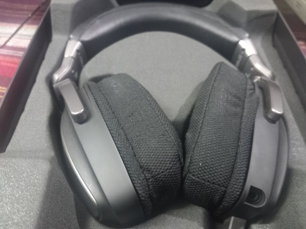 Rog delta core fones