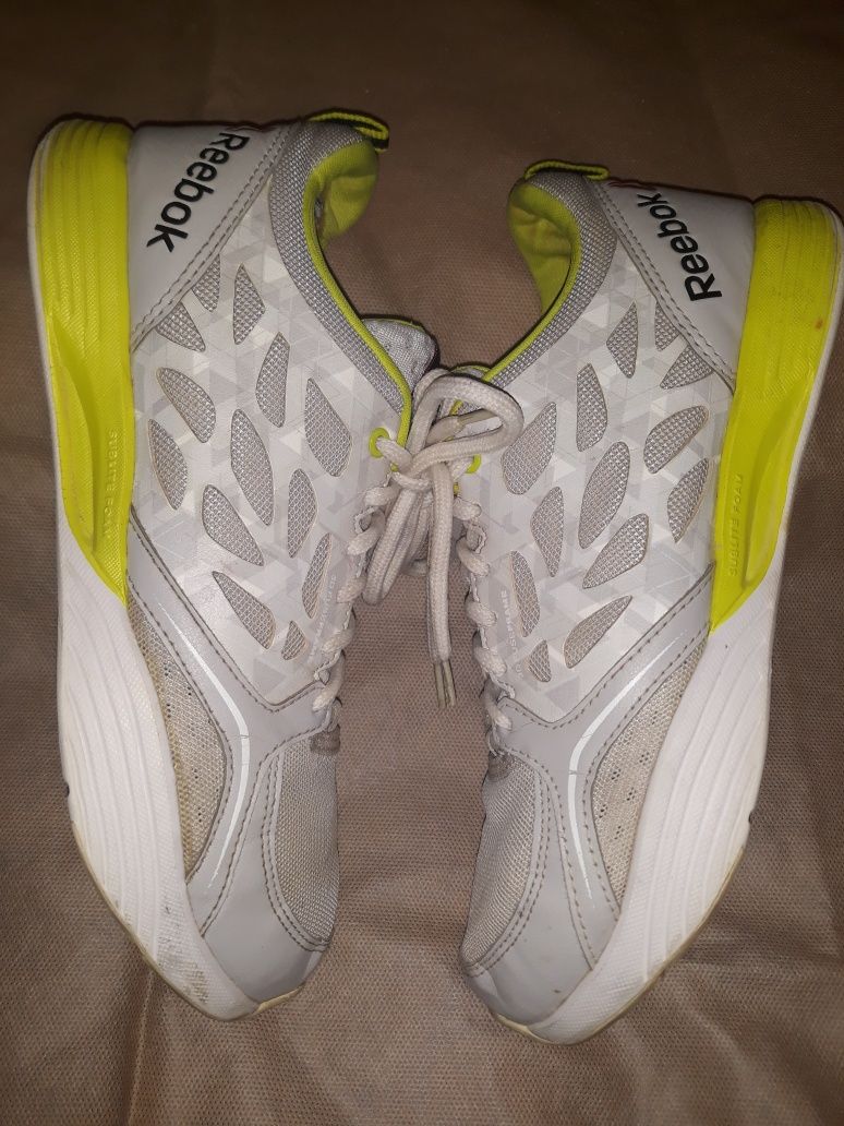 Reebok женские Gym Cardio Ultra Shoes Tênis Reebok Cardio Ultra 37