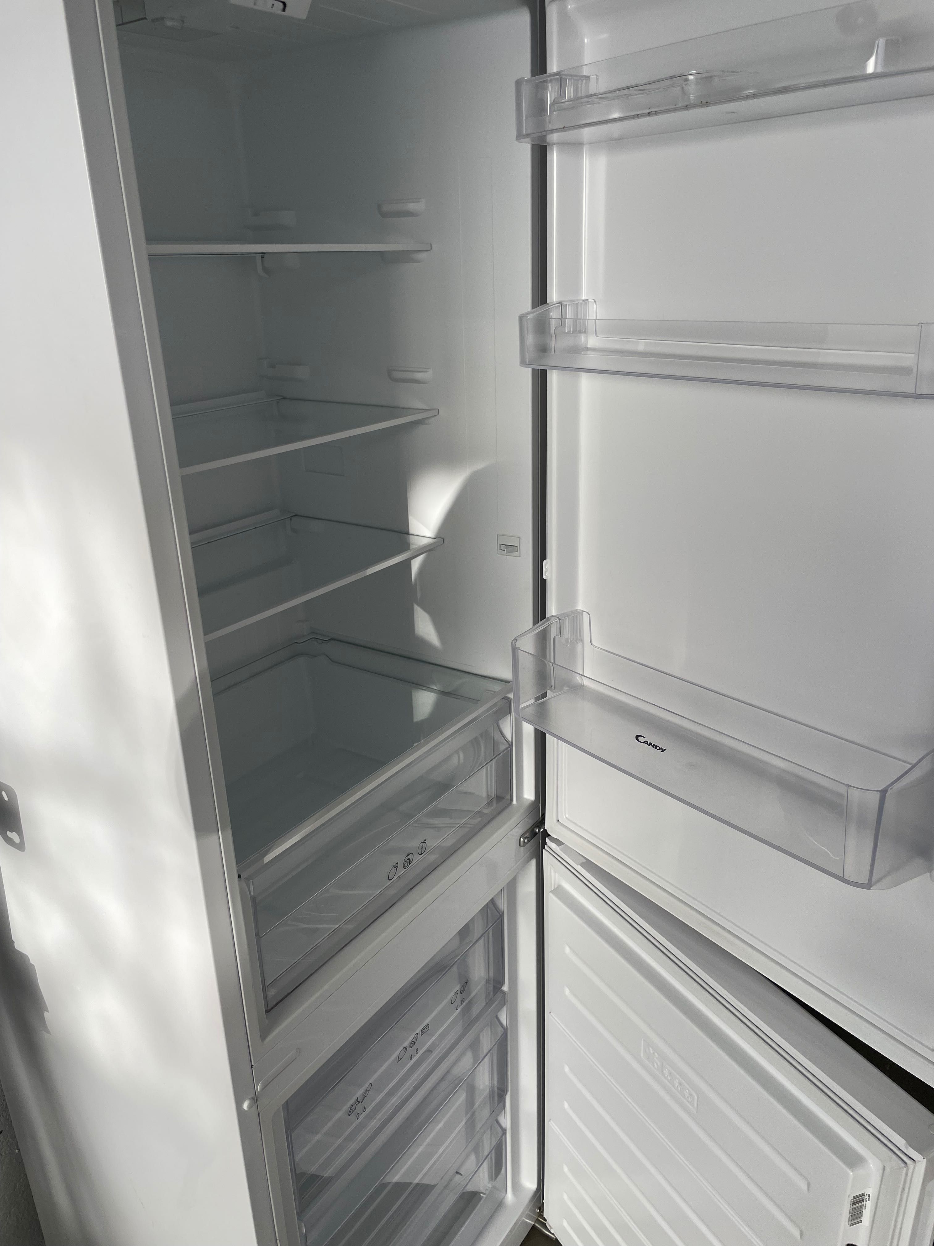 Frigorífico combinado Candy 286l