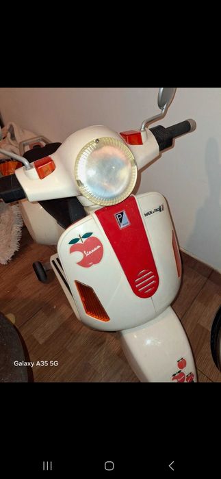 Mota vespa infantil a bateria