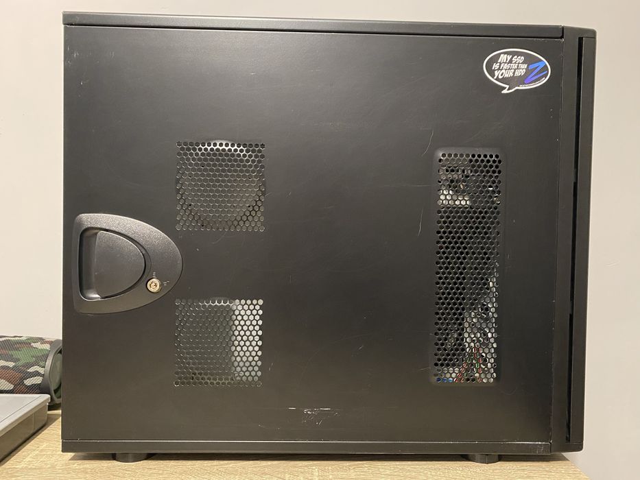 Chieftec корпус для ПК компьютера или сервера