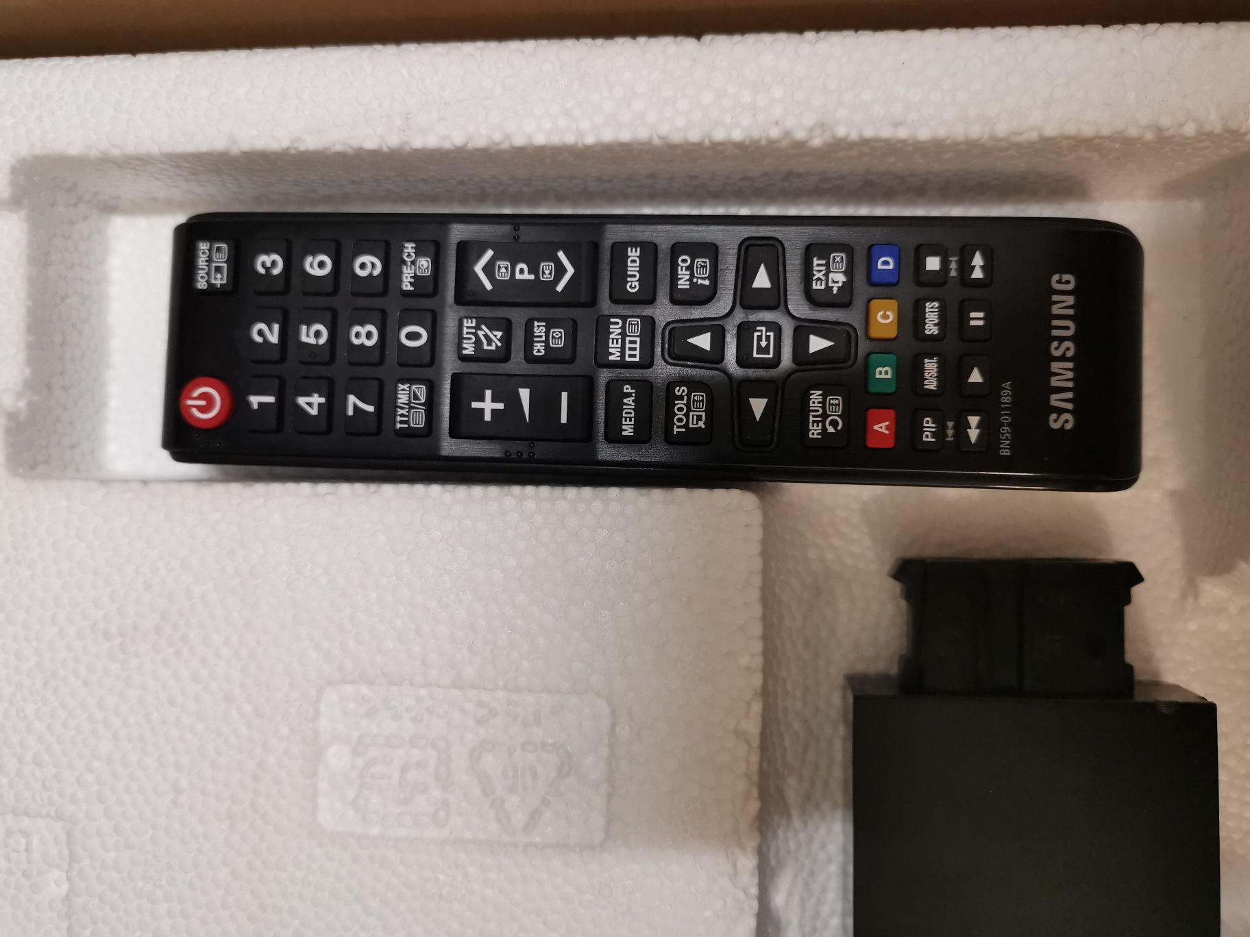 Telewizor- Monitor Samsung 22'+adapter wi-fi