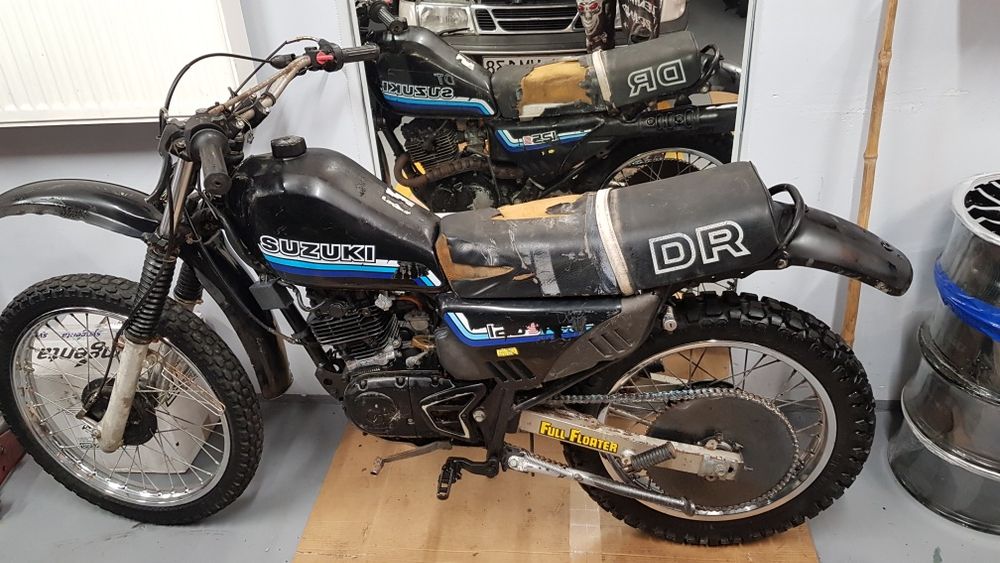 Suzuki DR 125 Cross 1982 rok