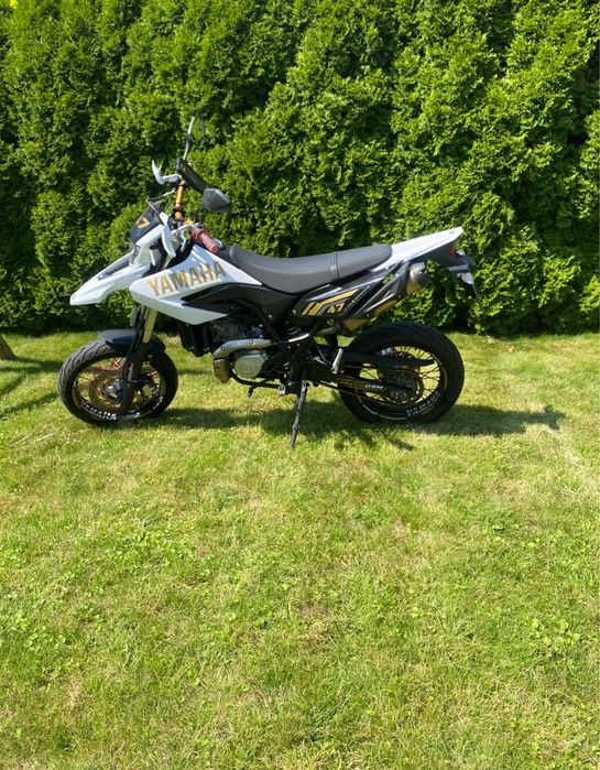 Yamaha wr 125cc SUPERMOTO 2011r