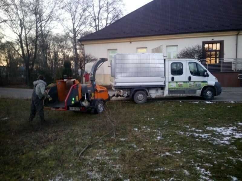 Wycinka drzew wywóz mielenie gałęzi  rebak zwyżka Karczowanie działek