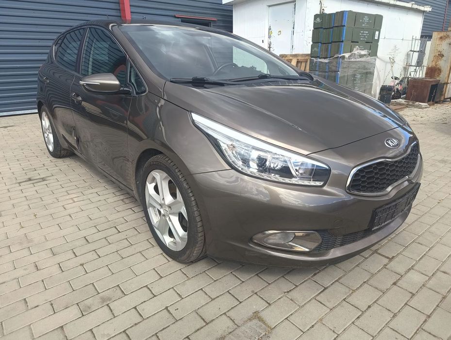 Kia Ceed KIA ceed 2013r 1.6 benzyna KAMERA koła 17 9999 zł