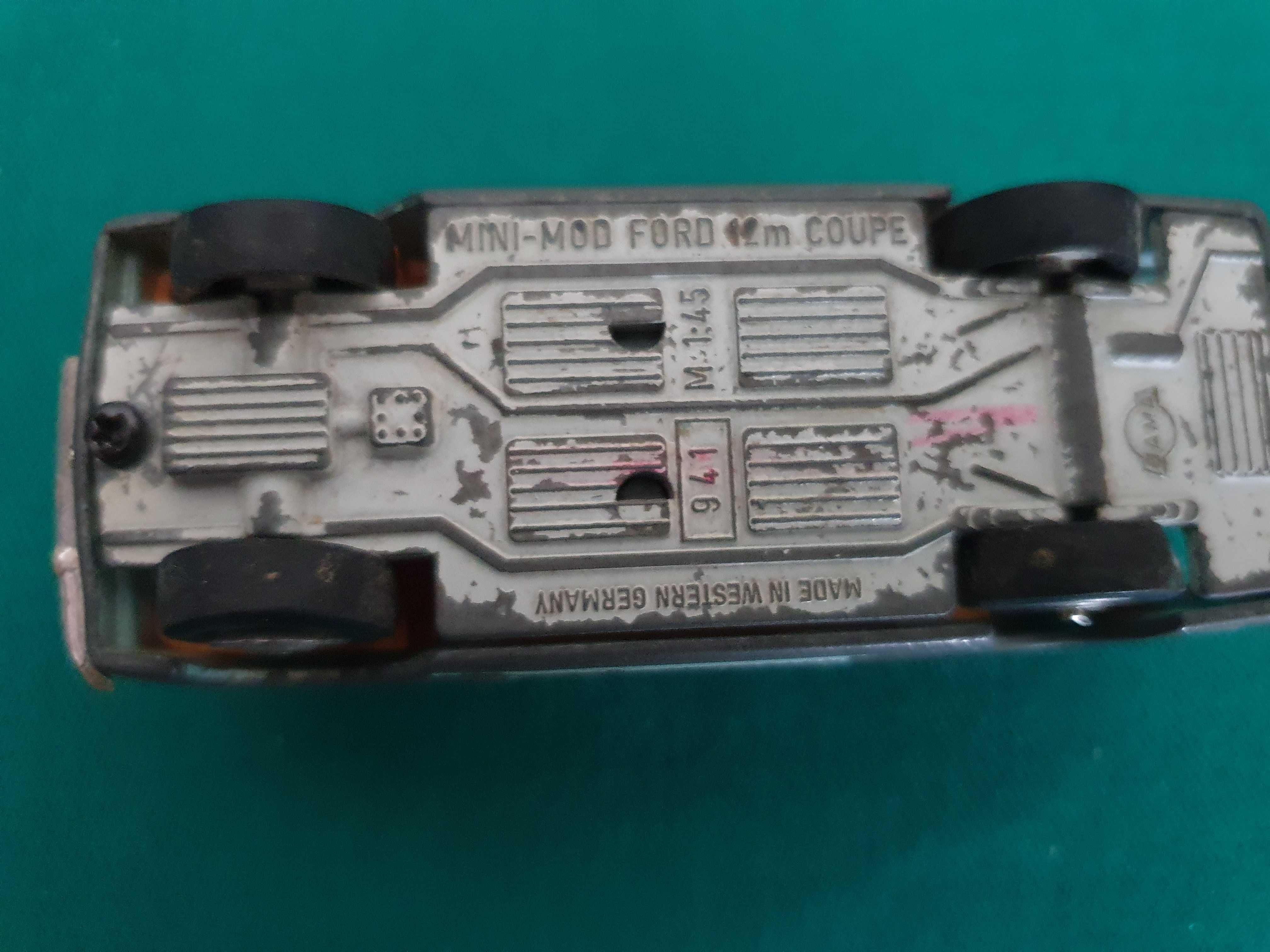 Ford Taunus 12M Coupé, escala 1:45 - GAMA - Anos 50/60 - West Germany