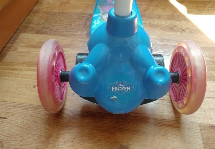 Hulajnoga trójkołowa Mondo Frozen twist & roll