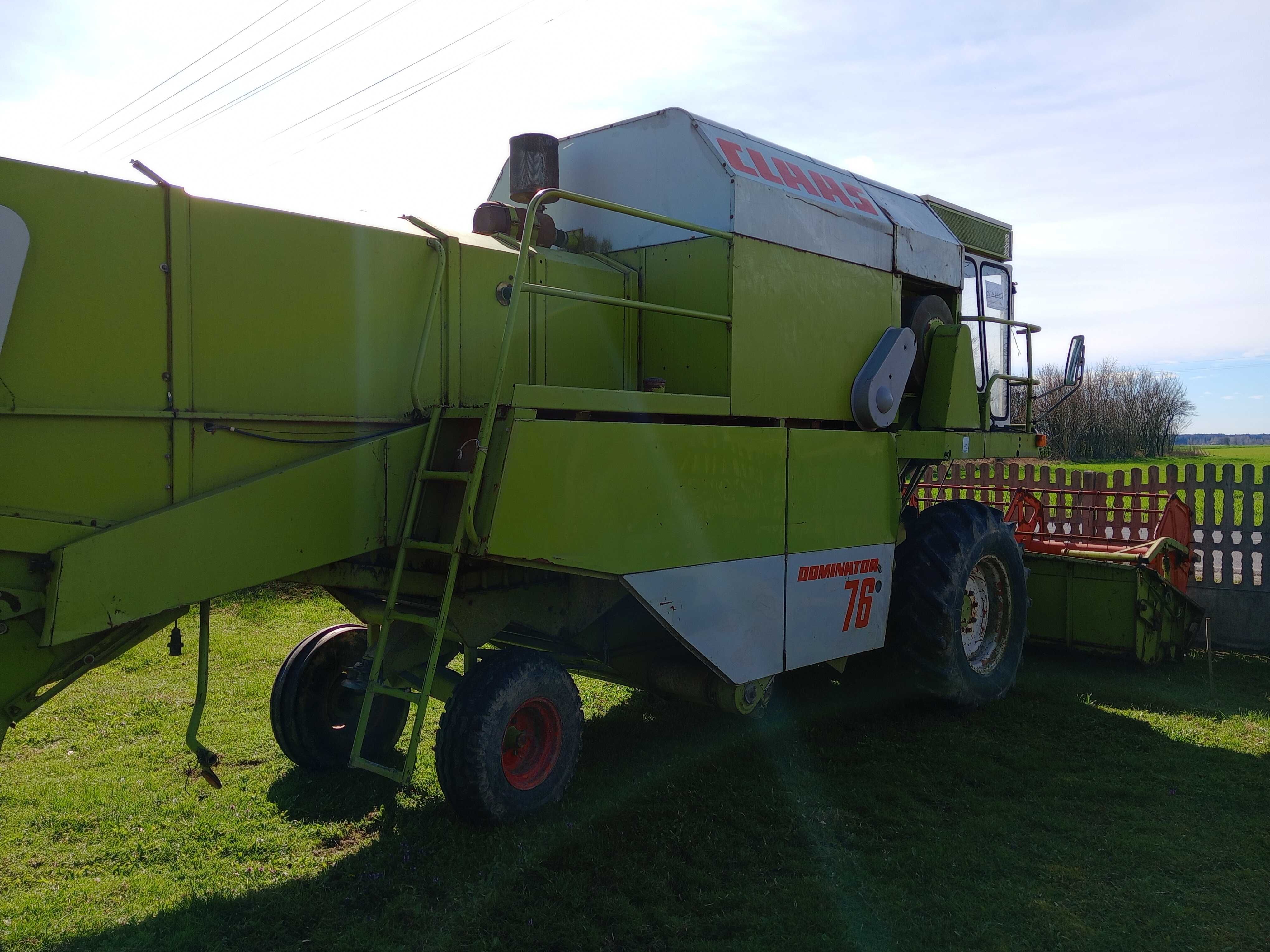 Claas Dominator 76