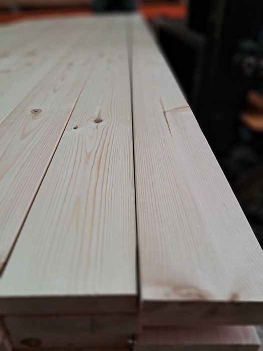 Deski deska strugana suszona sosna heblowana segregowana 28x125